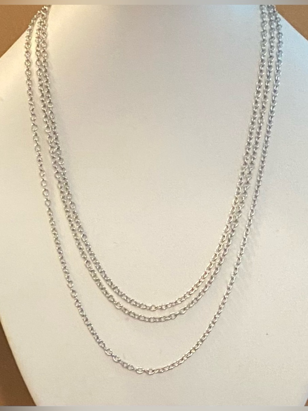 NEW  Three-strand necklace with side toggle